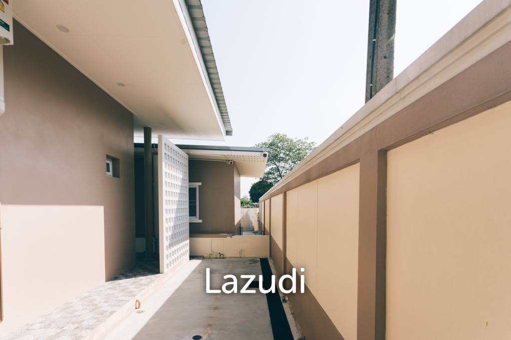 4 Bedrooms Large 2-storey House For Sale With Swimming Pool