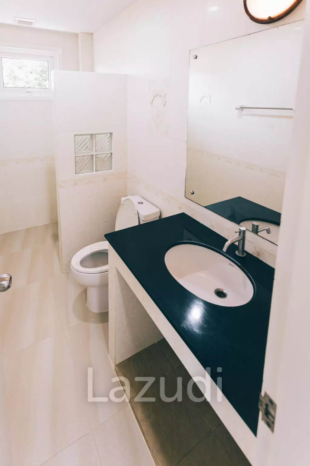 4 Bedrooms Large 2-storey House For Sale With Swimming Pool