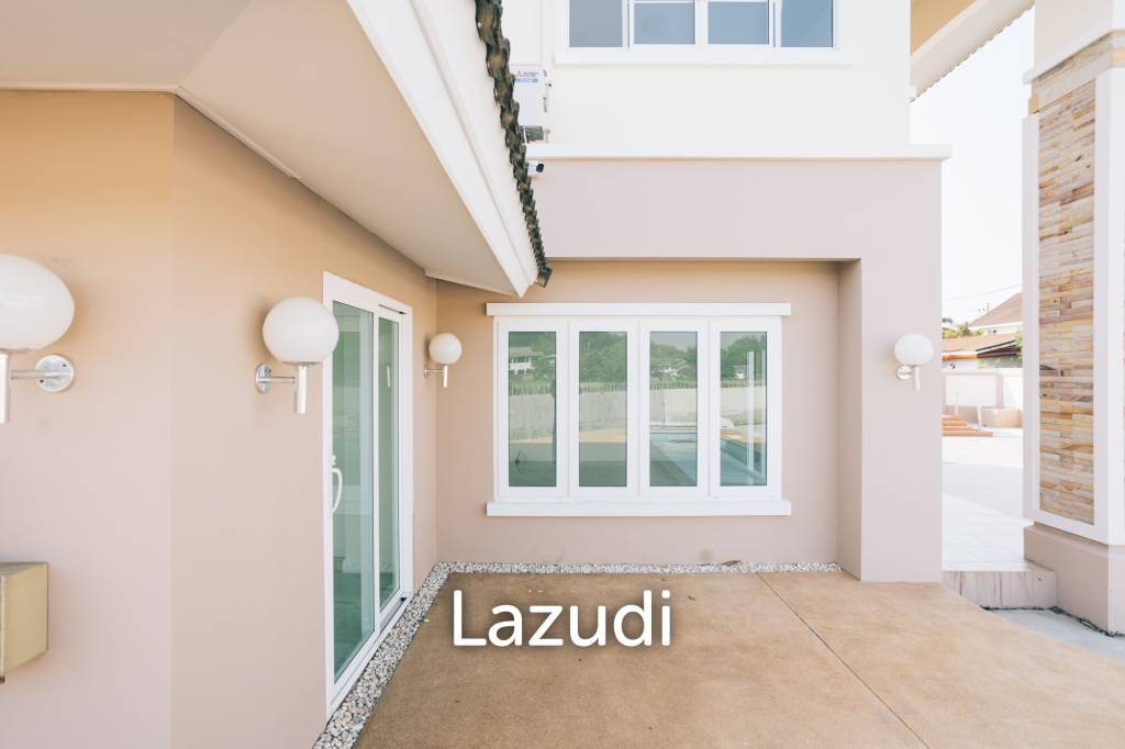4 Bedrooms Large 2-storey House For Sale With Swimming Pool