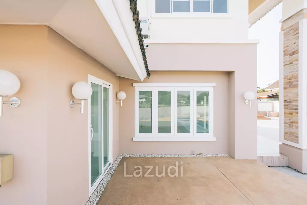4 Bedrooms Large 2-storey House For Sale With Swimming Pool