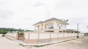 4 Bedrooms Large 2-storey House For Sale With Swimming Pool