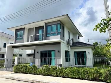 4-Bedroom House At Supalai Lake Ville Koh Kaew