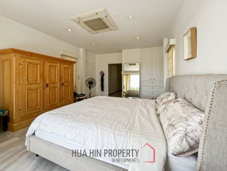 Luxurious 3 Bedroom Villa on Black Mountain Golf Course Hua Hin
