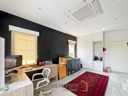 Luxurious 3 Bedroom Villa on Black Mountain Golf Course Hua Hin