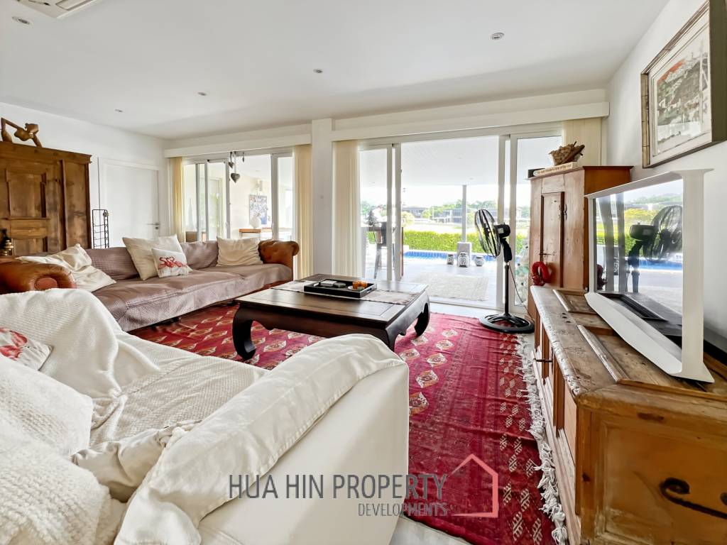 Luxurious 3 Bedroom Villa on Black Mountain Golf Course Hua Hin