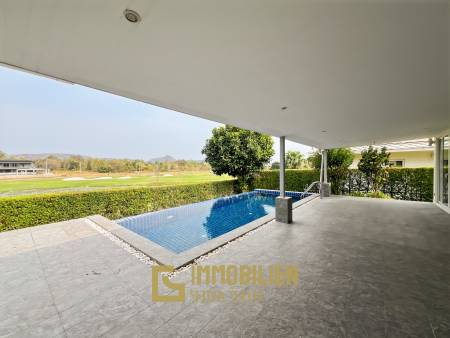 240 qm Wohnfläche/  Golfplatzlage / privater Pool