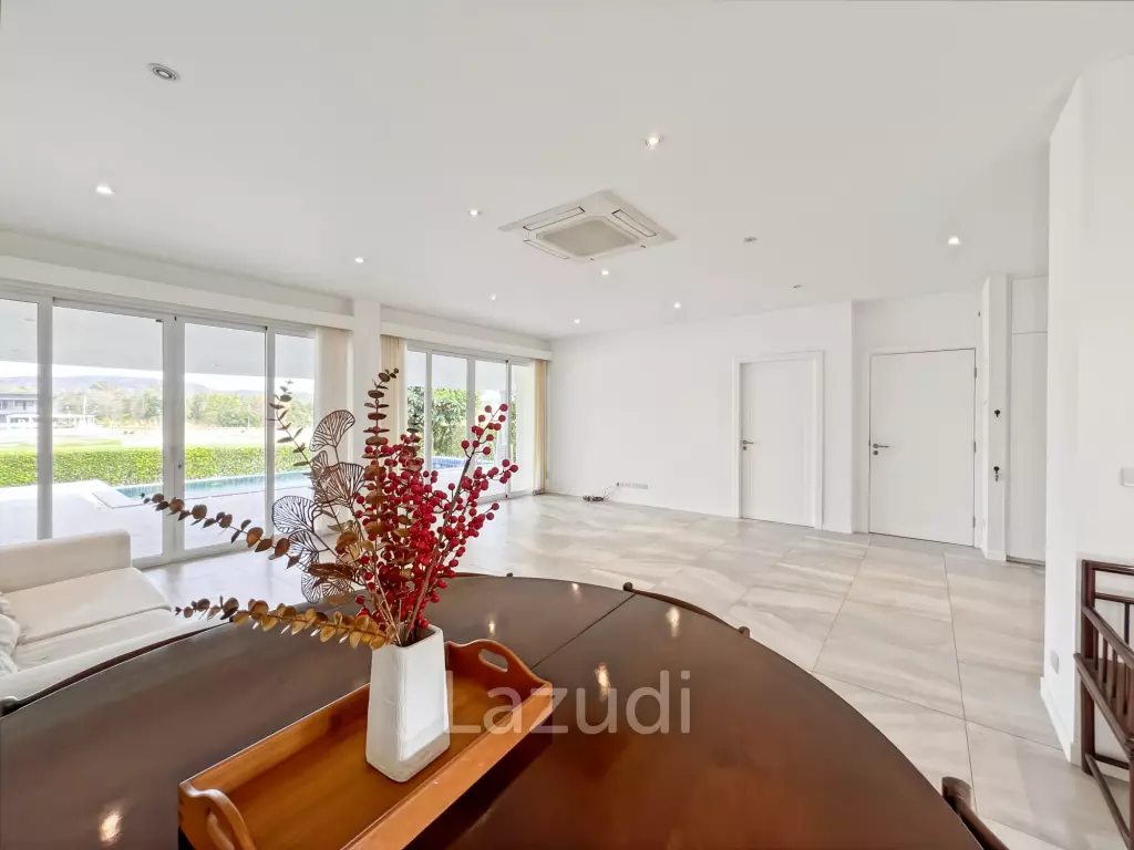 240 sqm 3 Bedroom Golf Course Pool Villa in Black Mountain Golf Course