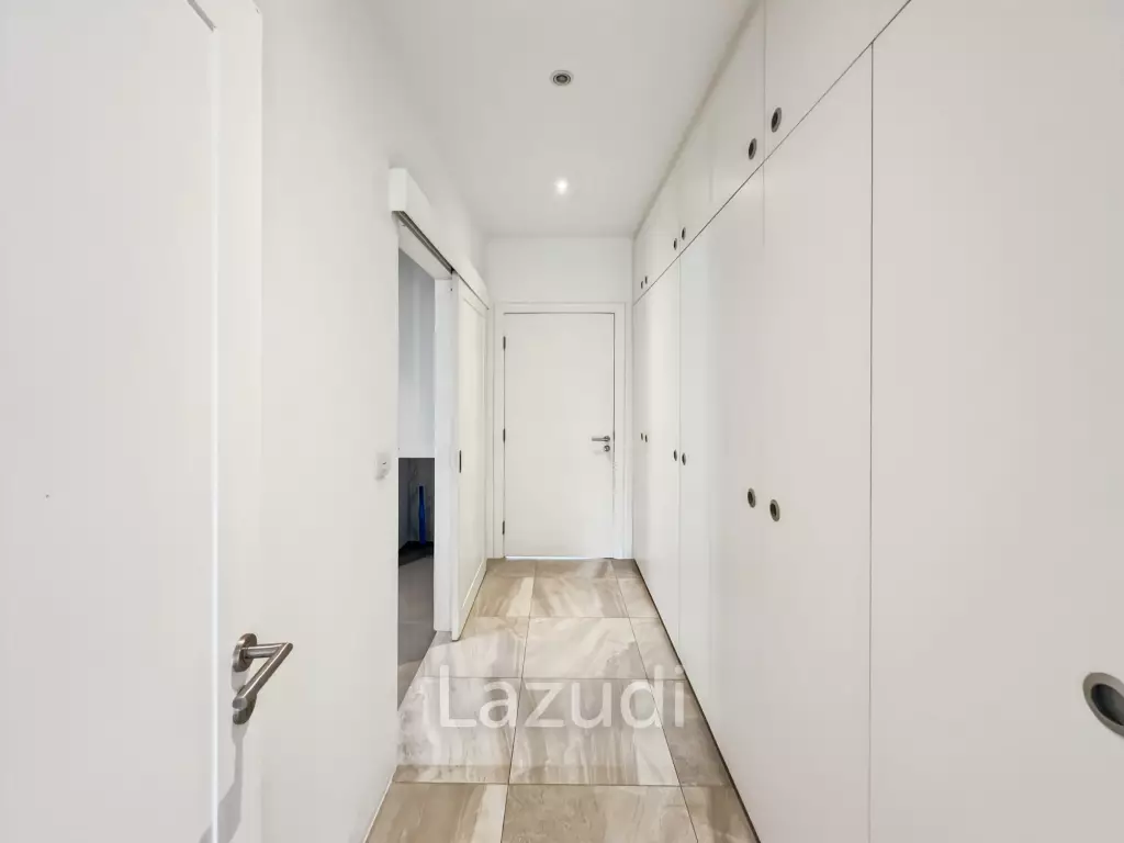 240 sqm 3 Bedroom Golf Course Pool Villa in Black Mountain Golf Course