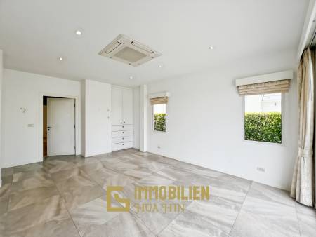 240 qm Wohnfläche/  Golfplatzlage / privater Pool