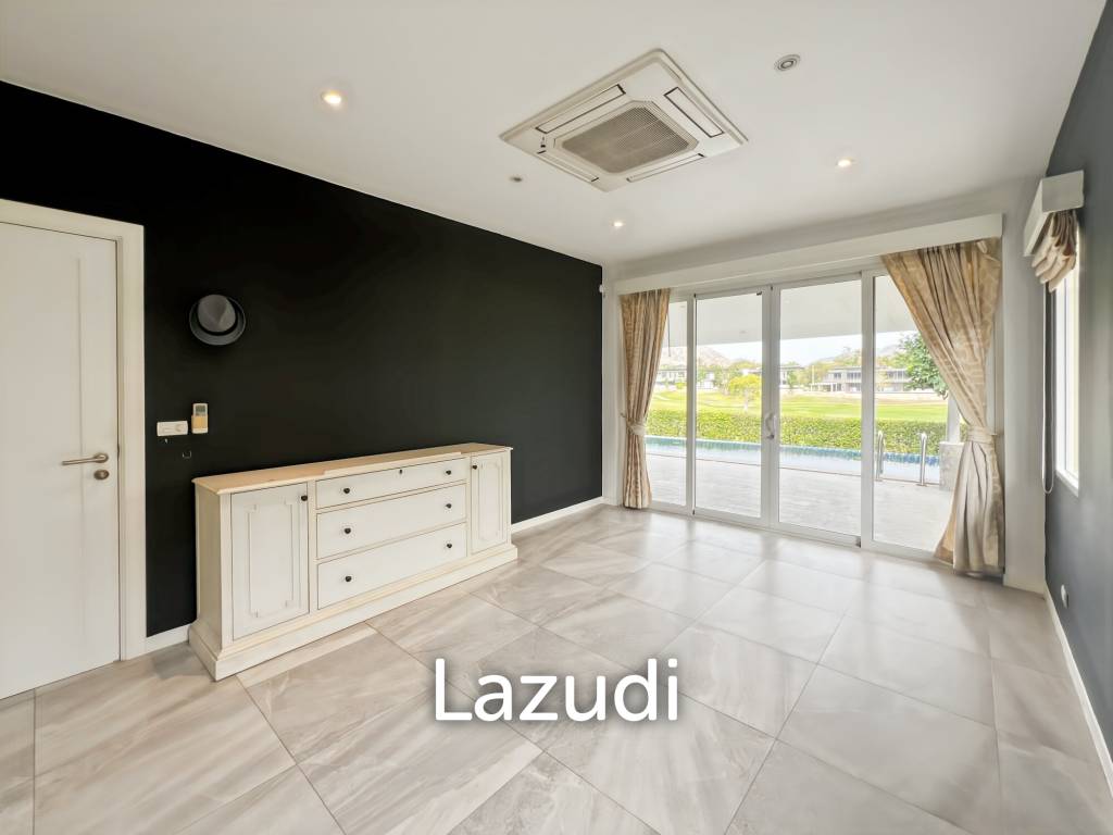 240 sqm 3 Bedroom Golf Course Pool Villa in Black Mountain Golf Course