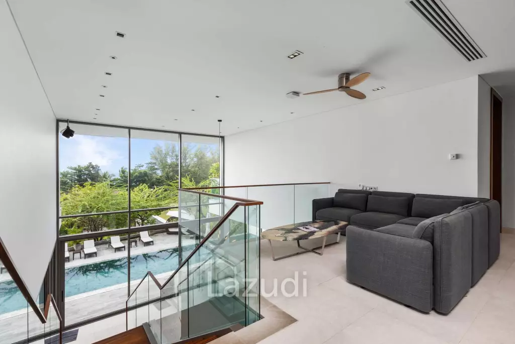 Seaview Apartment Walking Distance To Beach