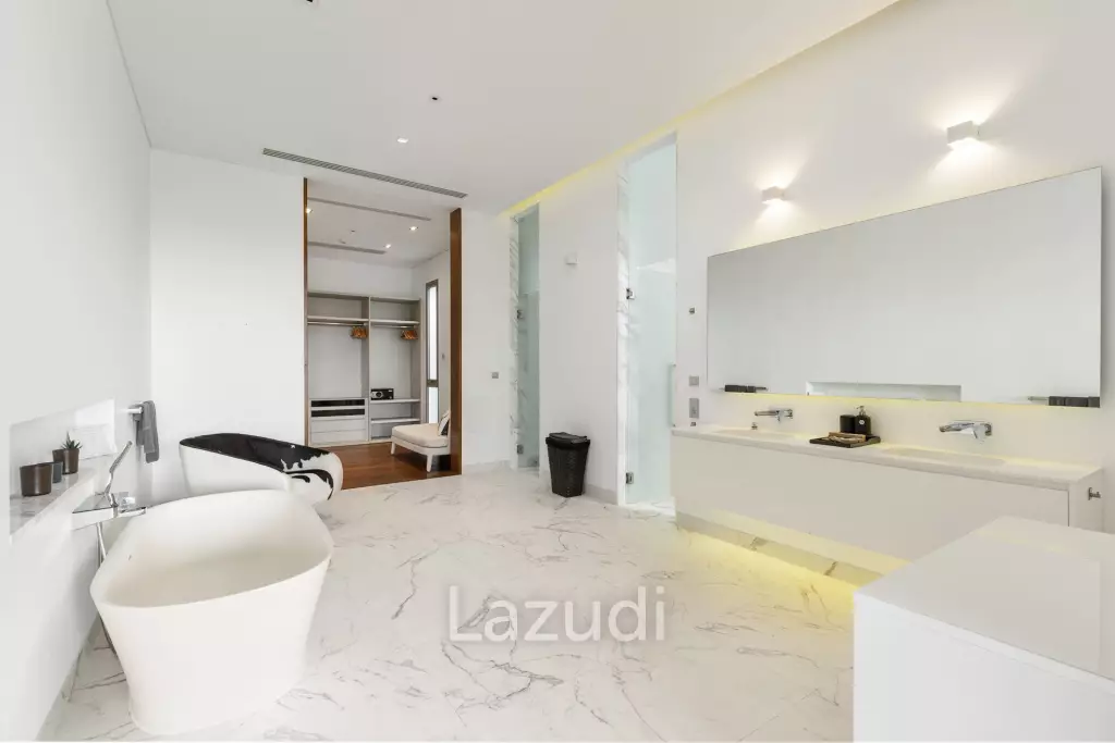 Seaview Apartment Walking Distance To Beach
