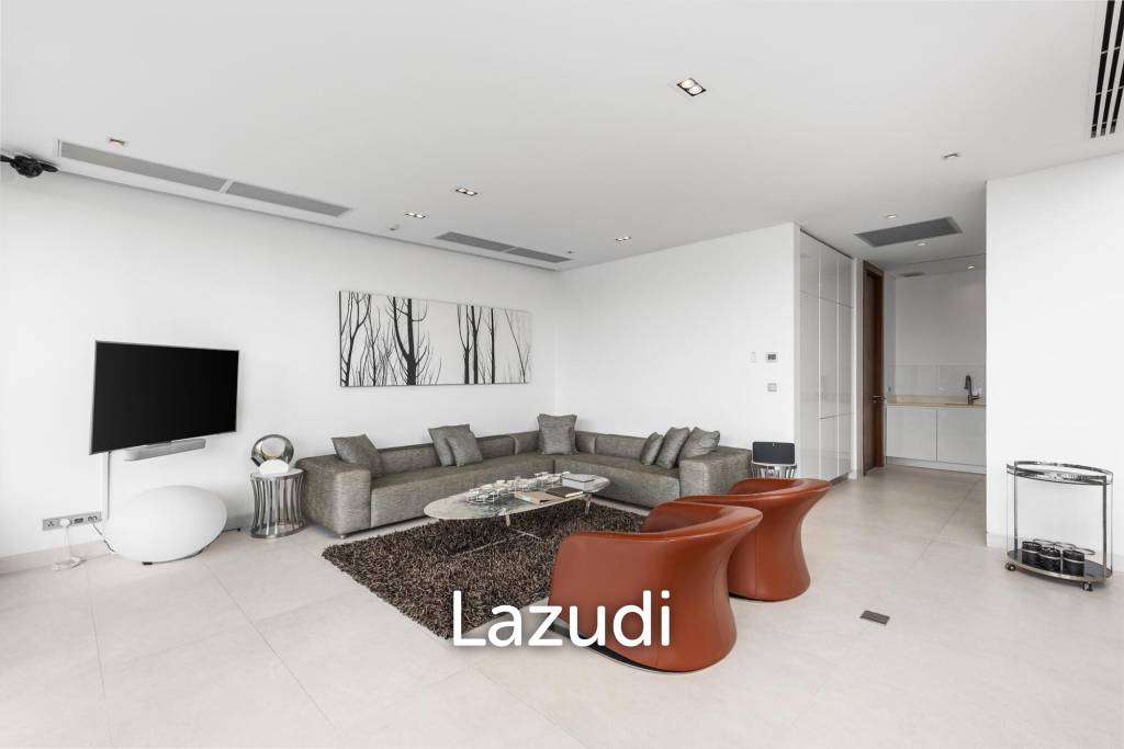 Seaview Apartment Walking Distance To Beach