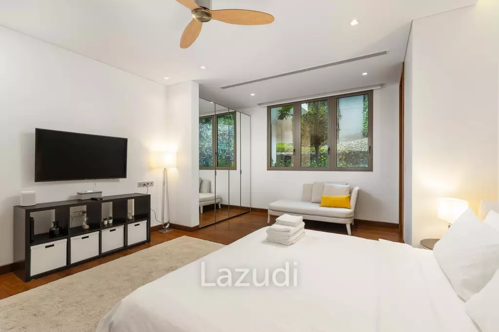 Seaview Apartment Walking Distance To Beach