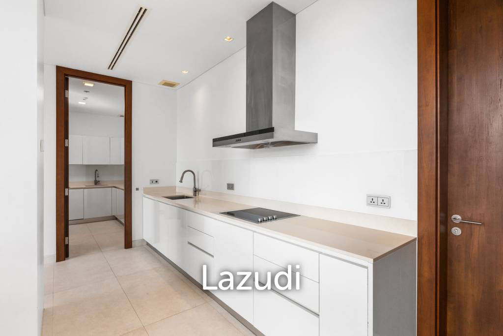 Seaview Apartment Walking Distance To Beach