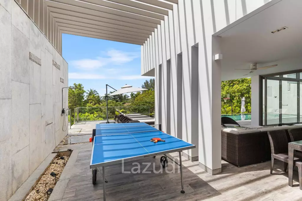 Seaview Apartment Walking Distance To Beach