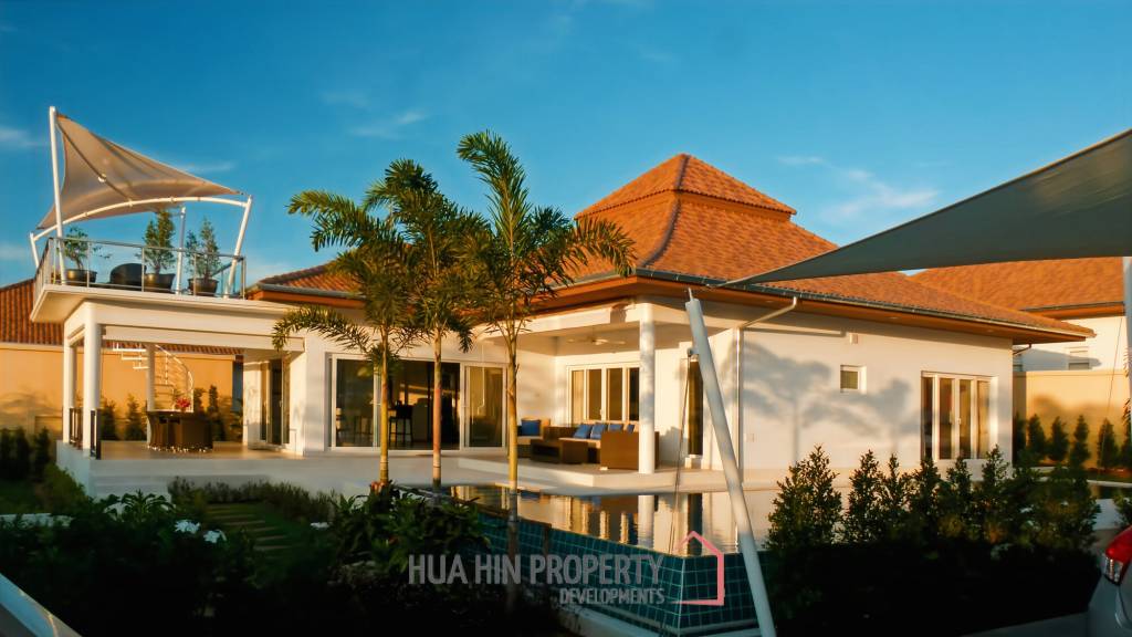 Stylish 3-Bedroom Villa with Pool in The Views Hua Hin