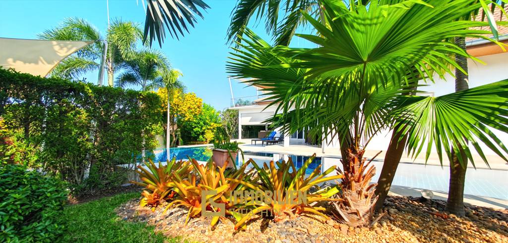 The Views Hua Hin: Moderne 3 Schlafzimmer Pool Villa