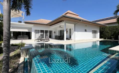 Stylish 3-Bedroom Villa with Pool in The Views Hua Hin