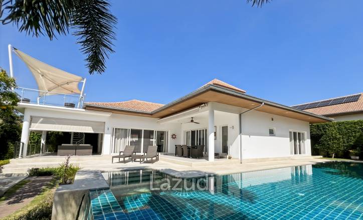 Stylish 3-Bedroom Villa with Pool in The Views Hua Hin