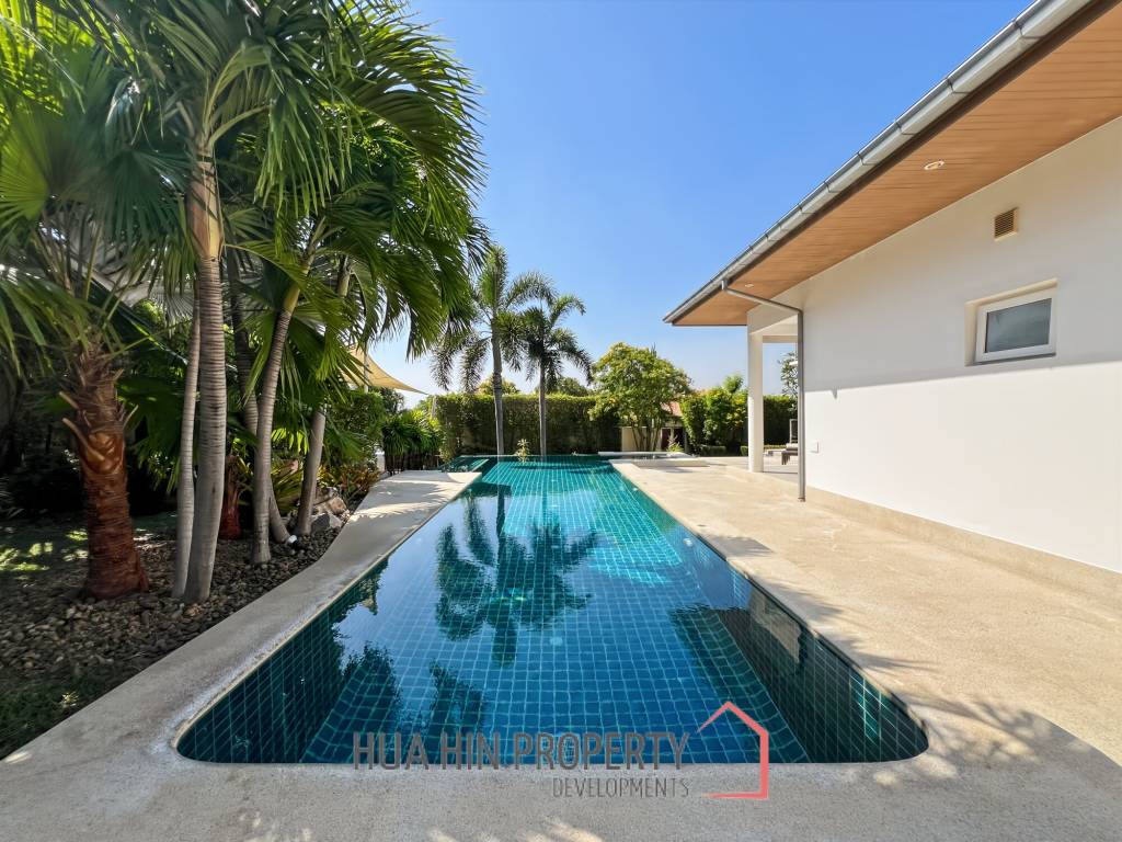 Stylish 3-Bedroom Villa with Pool in The Views Hua Hin