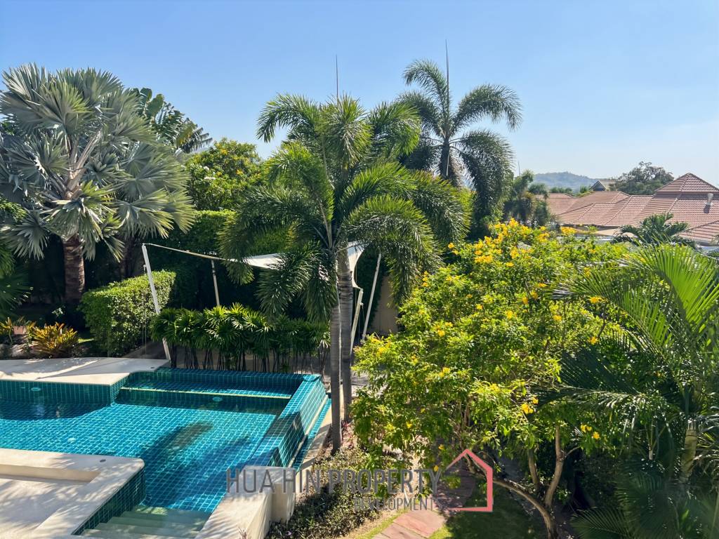 Stylish 3-Bedroom Villa with Pool in The Views Hua Hin