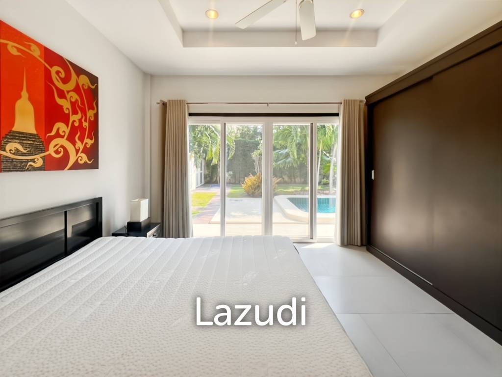 Stylish 3-Bedroom Villa with Pool in The Views Hua Hin