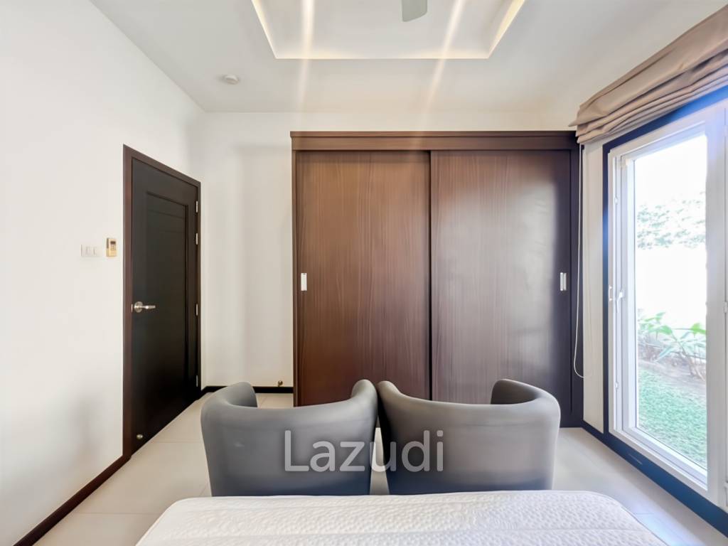 Stylish 3-Bedroom Villa with Pool in The Views Hua Hin