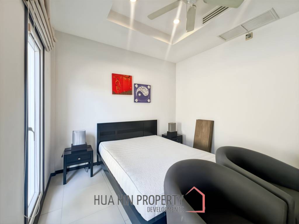 Stylish 3-Bedroom Villa with Pool in The Views Hua Hin