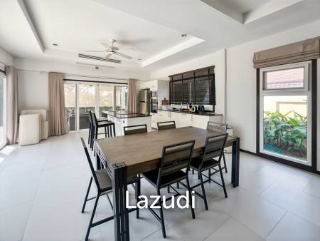 Stylish 3-Bedroom Villa with Pool in The Views Hua Hin