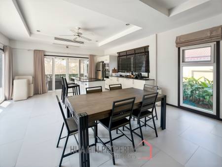 Stylish 3-Bedroom Villa with Pool in The Views Hua Hin