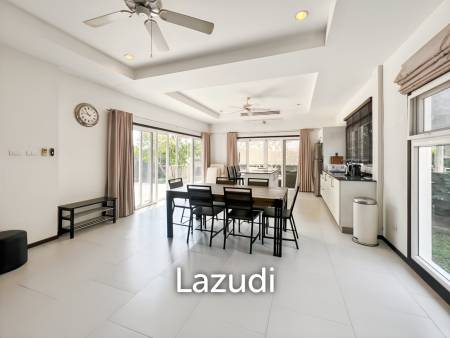 Stylish 3-Bedroom Villa with Pool in The Views Hua Hin