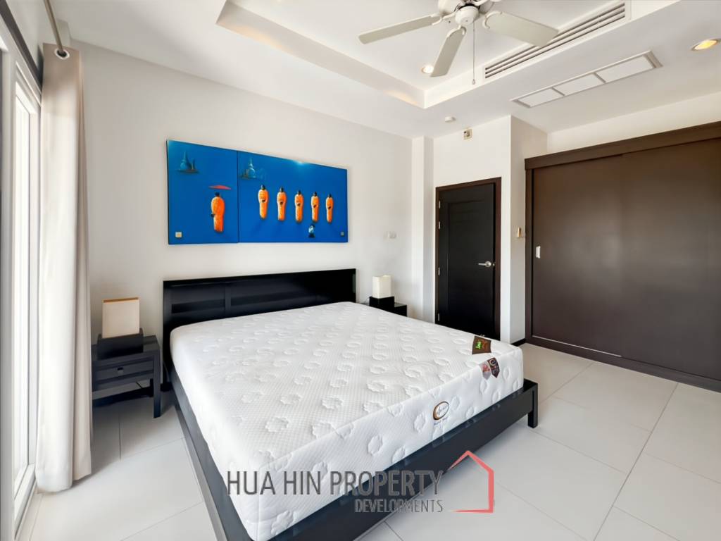 Stylish 3-Bedroom Villa with Pool in The Views Hua Hin