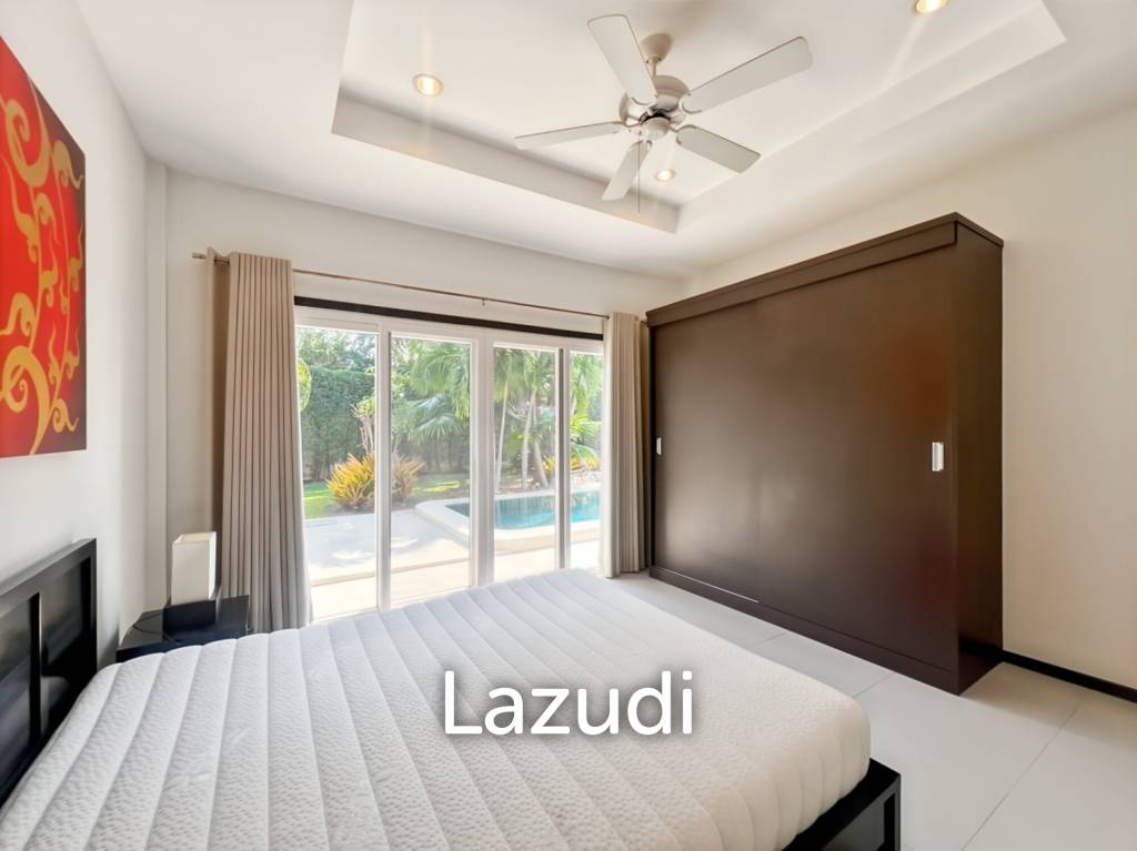 Stylish 3-Bedroom Villa with Pool in The Views Hua Hin