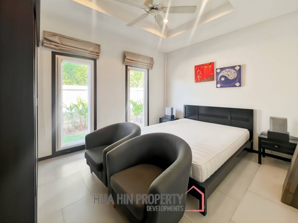 Stylish 3-Bedroom Villa with Pool in The Views Hua Hin
