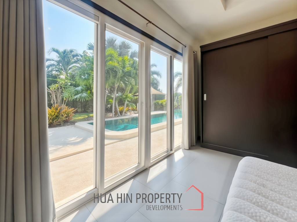 Stylish 3-Bedroom Villa with Pool in The Views Hua Hin