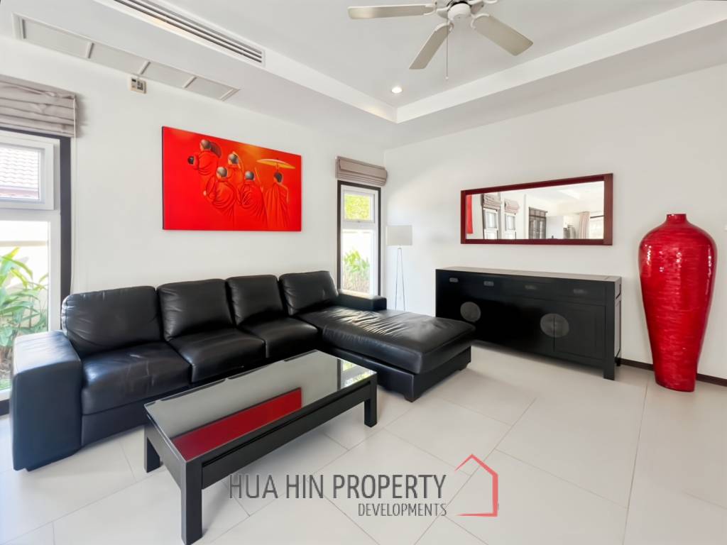 Stylish 3-Bedroom Villa with Pool in The Views Hua Hin