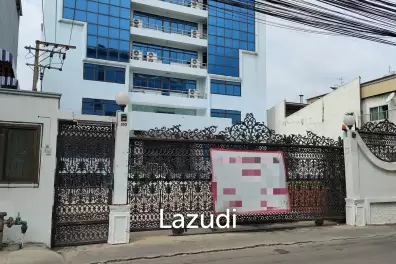 Whole Office Building for rent in Sathupradit 34
