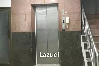Whole Office Building for rent in Sathupradit 34