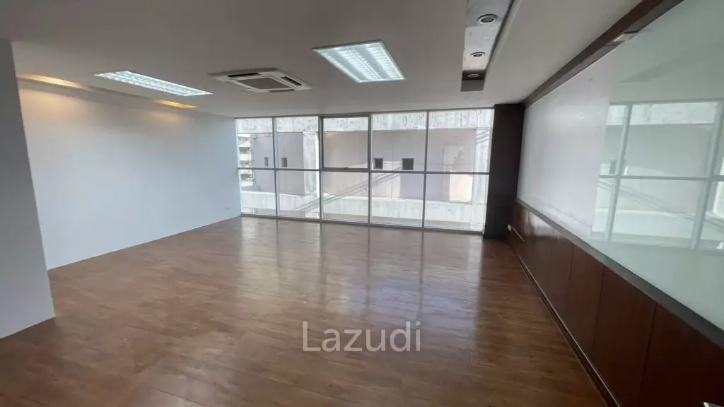 Whole Office Building for rent in MuangThong Thani