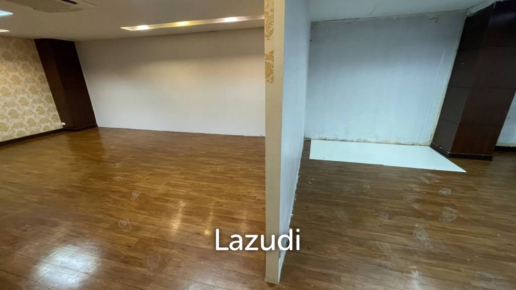 Whole Office Building for rent in MuangThong Thani