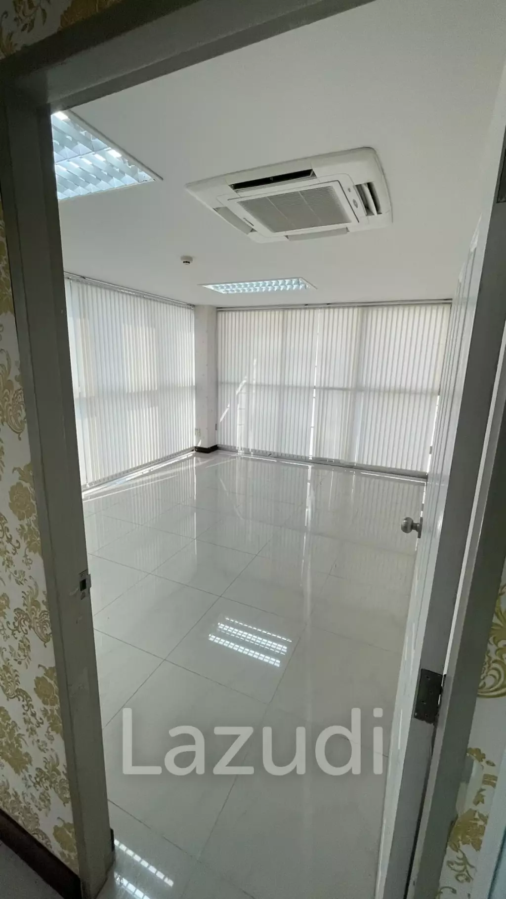 Whole Office Building for rent in MuangThong Thani