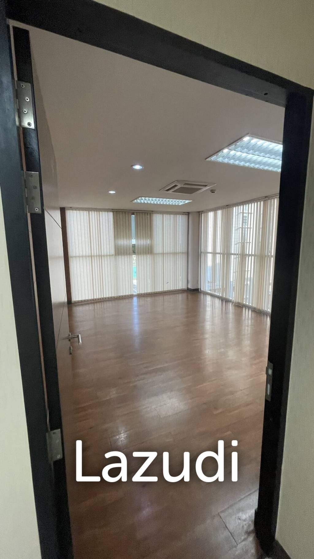 Whole Office Building for rent in MuangThong Thani