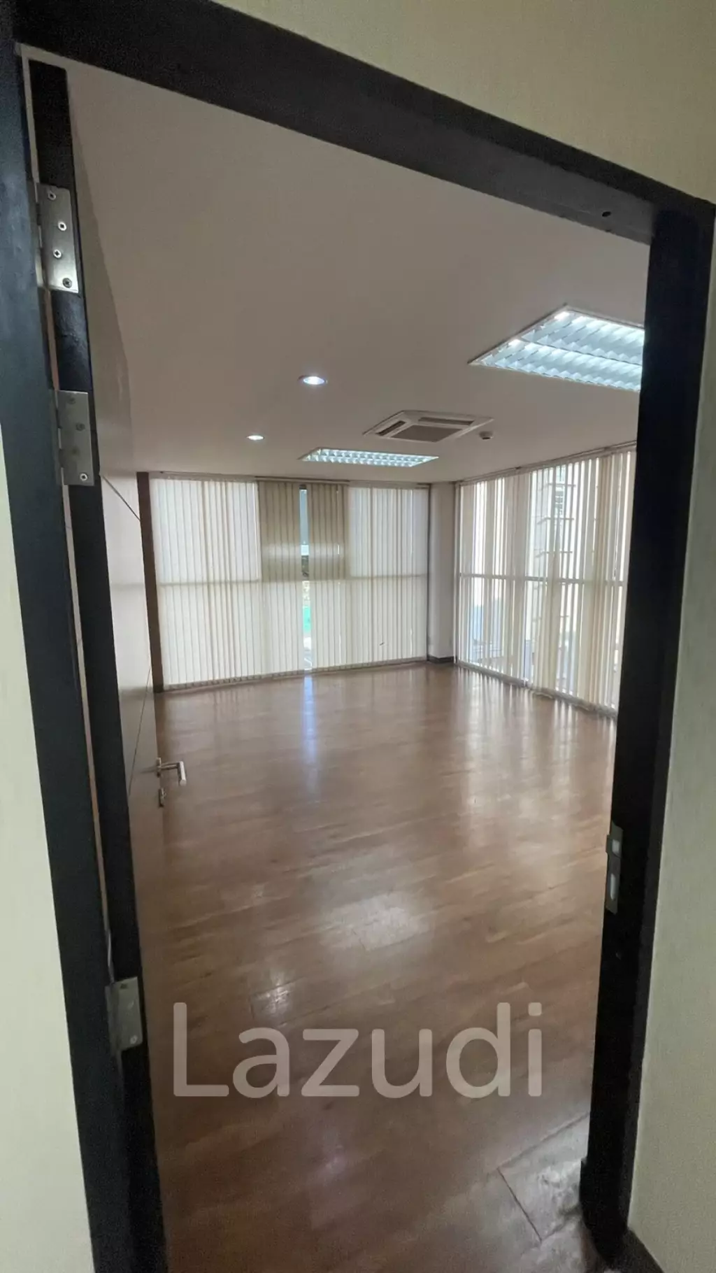 Whole Office Building for rent in MuangThong Thani