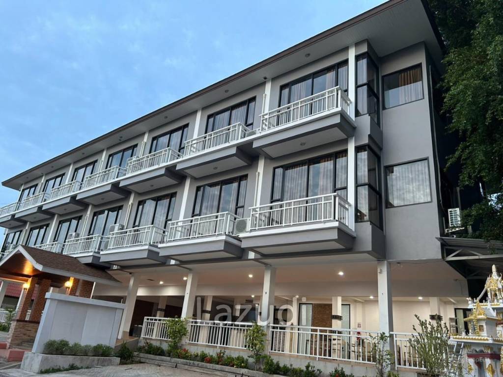 Charming 24-Room Hotel in Choengmon, Only 250 Meters from the Beach