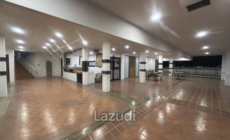 Charming 24-Room Hotel in Choengmon, Only 250 Meters from the Beach