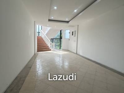 Charming 24-Room Hotel in Choengmon, Only 250 Meters from the Beach