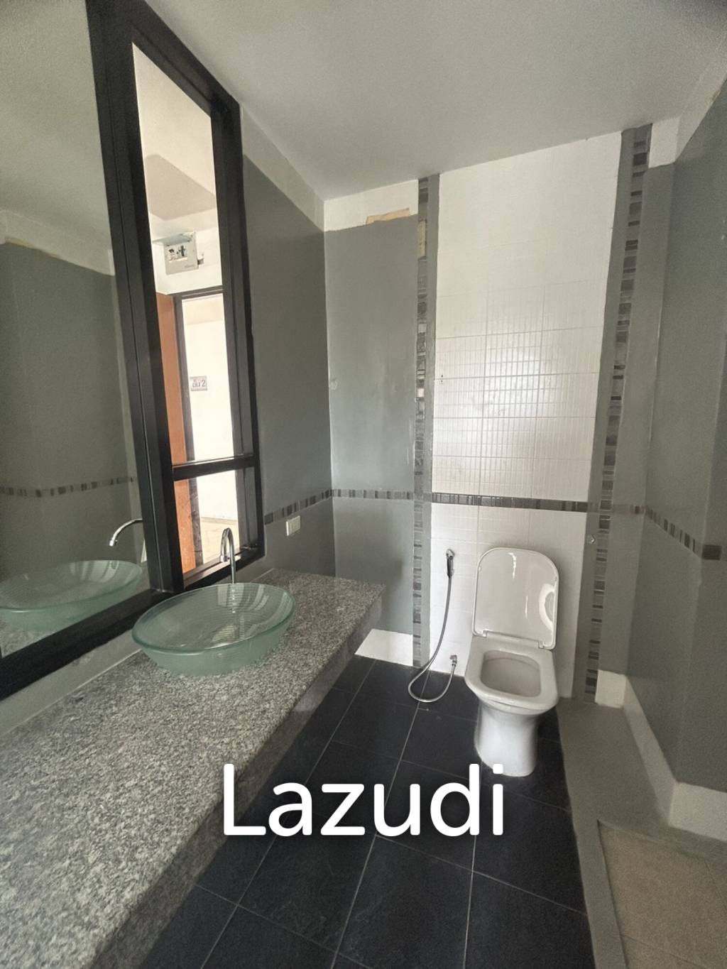 Charming 24-Room Hotel in Choengmon, Only 250 Meters from the Beach