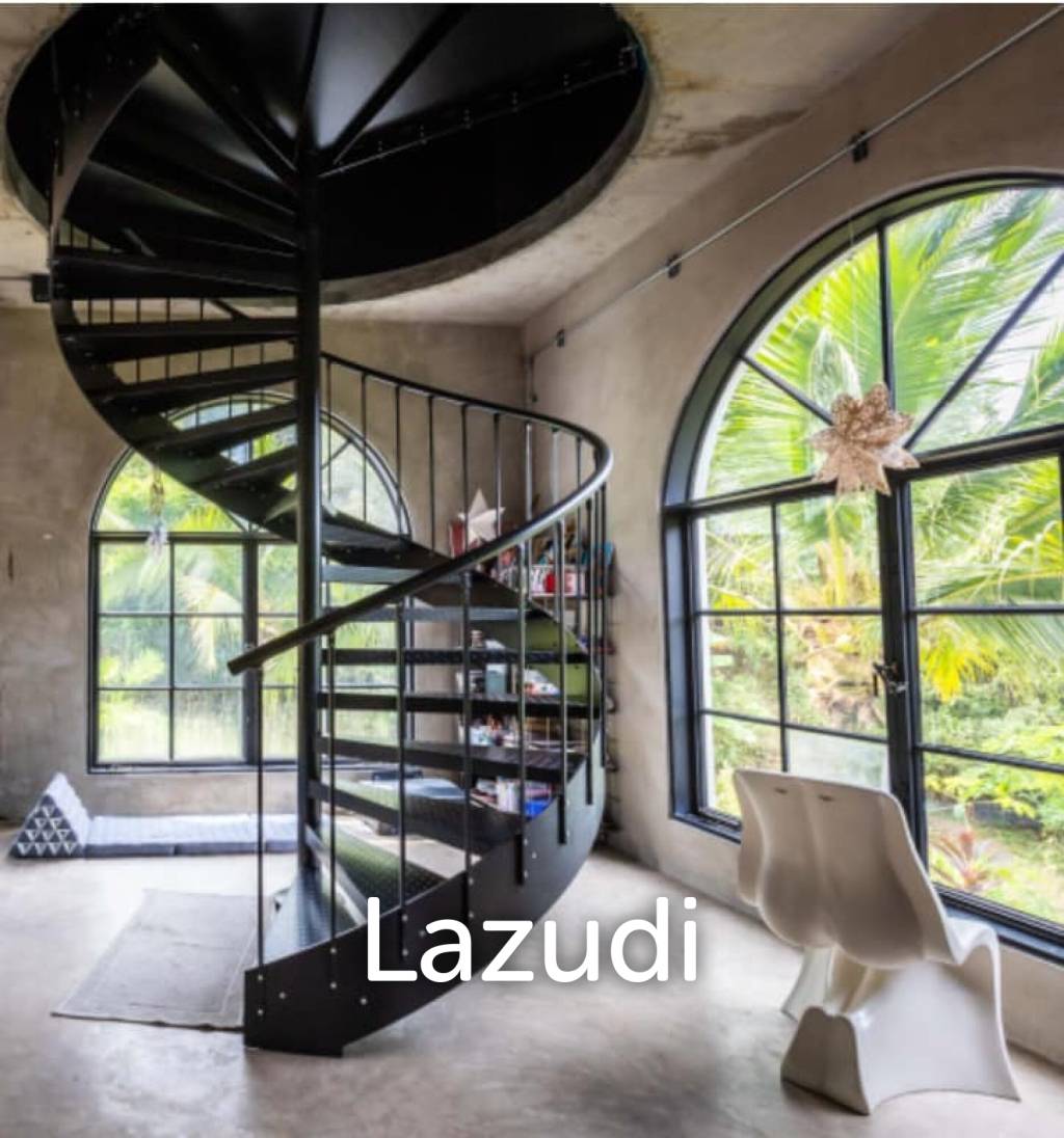Unique loft-style, 3-bedroom house for rent in Kathu