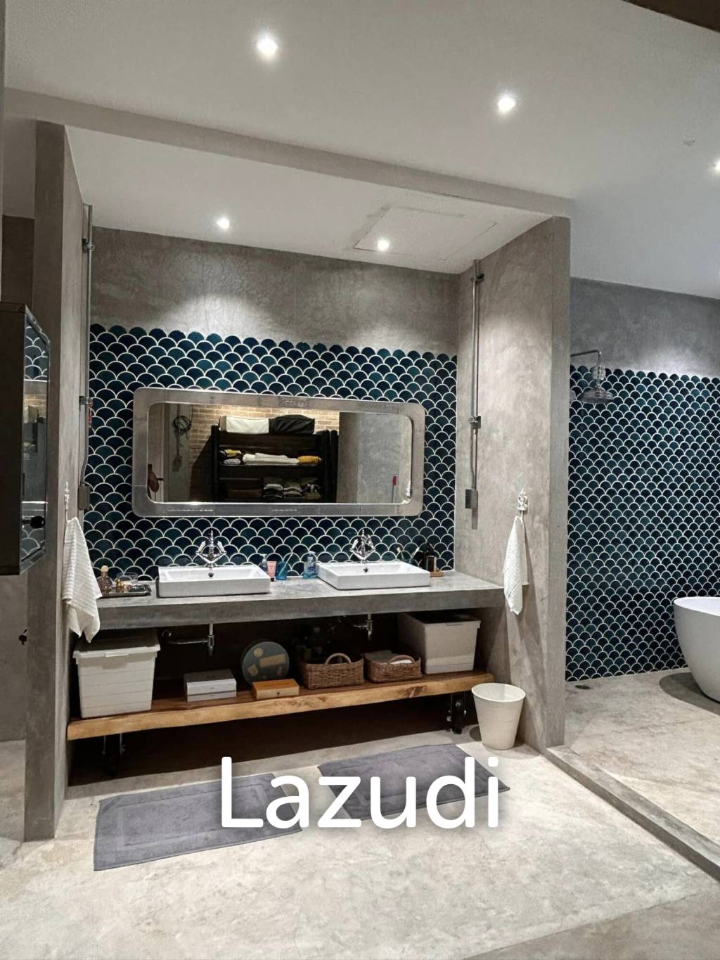 Unique loft-style, 3-bedroom house for rent in Kathu